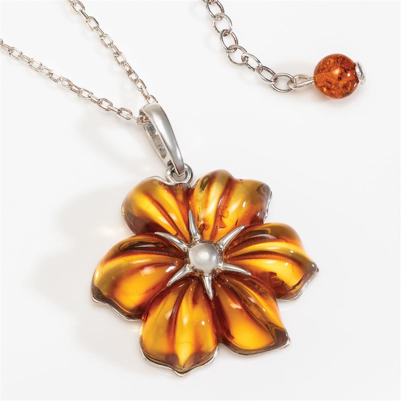 Amber Flower Necklace
