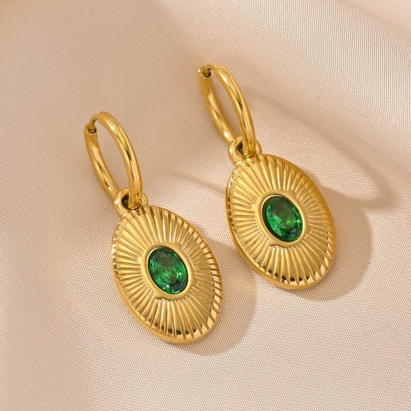 Eternal Radiance Earrings (Emerald Green)