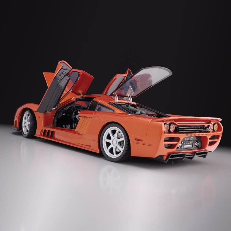 Saleen S7 (1:17 scale)