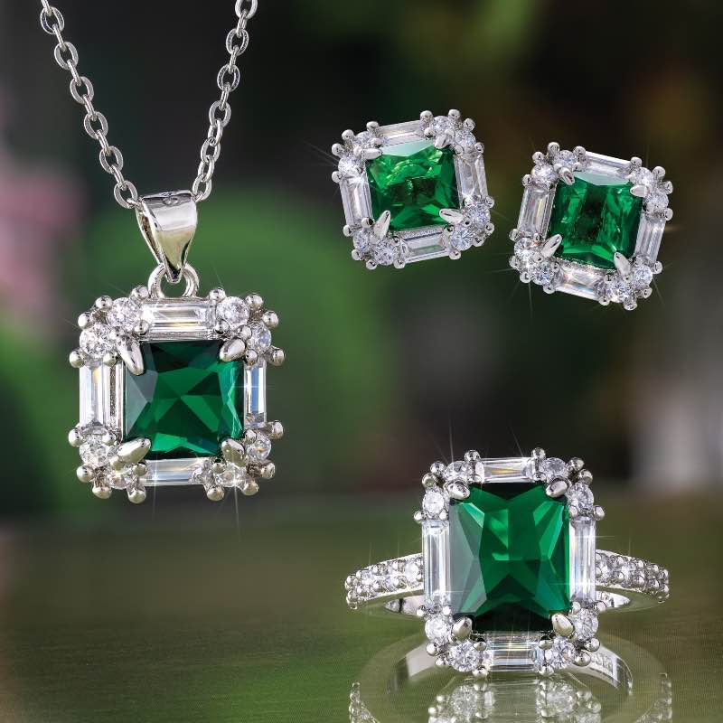 Spring Greens Spring Greens Necklace, Earrings and Ring Set