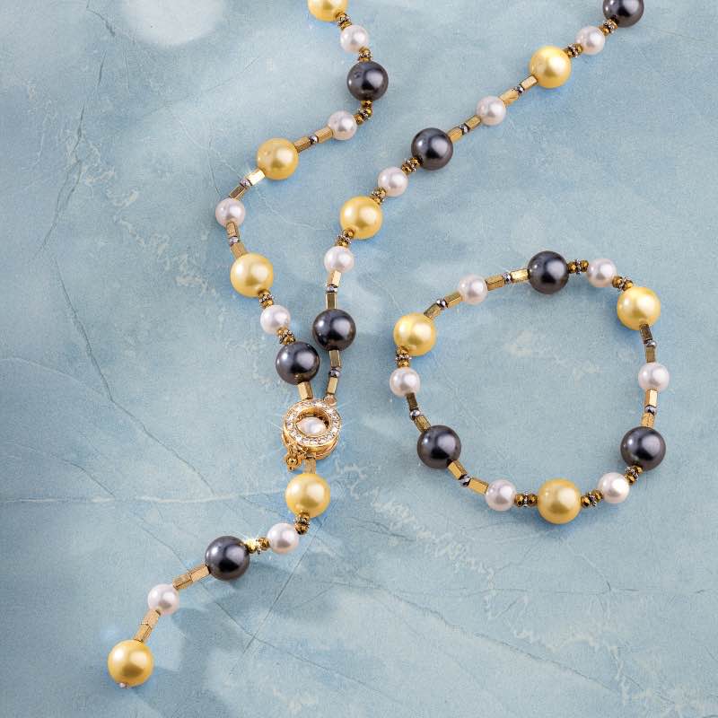 Global Glamour Shell Pearl Necklace & Bracelet