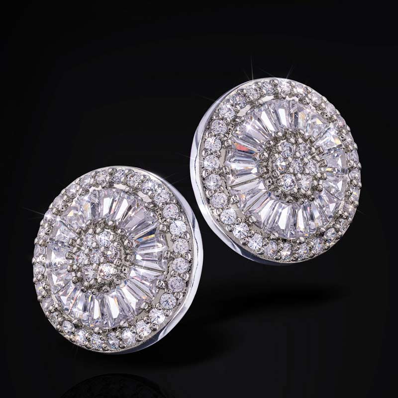 DiamondAura Perfect Circle Stud Earrings