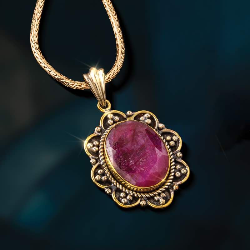 Noble Muse Pendant (Ruby)