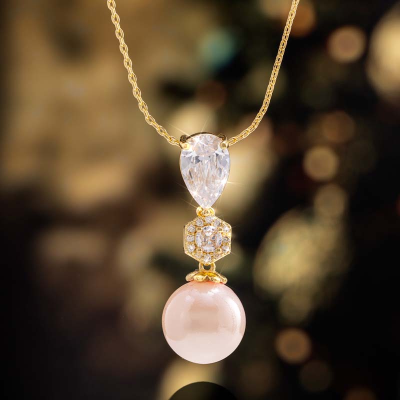 Sophisticated Lady Pearl & DiamondAura Necklace