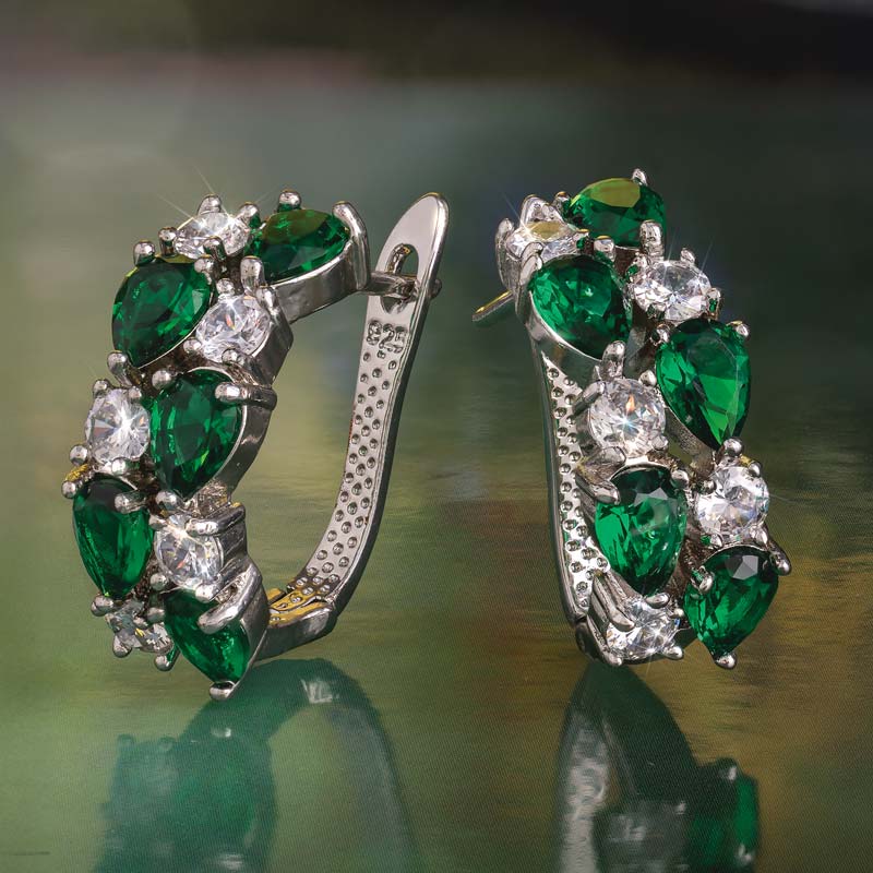 Garden Glow DiamondAura Earrings