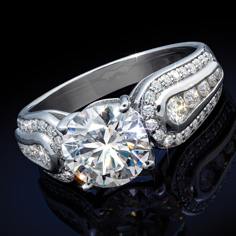 Moissanite Perfecta Ring in .925 Sterling Silver (2 1/4 ctw)